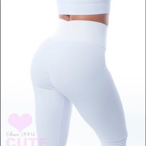 Olive green cute booty scrunch butt leggings